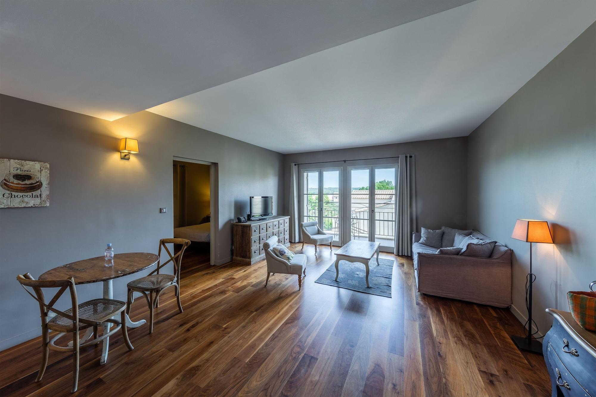Garrigae Distillerie De Pezenas - Hotellerie & Spa Екстериор снимка